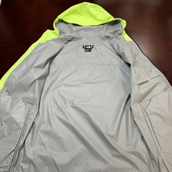 The North Face Men’s Alta Vista Jacket LED Yellow - Picture 12 of 15